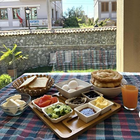Villa Zoi A Stay To Remember I Located Inside The Castle Of Elbasan, On A Historic Roman Road Via Egnatia I Homemade Breakfast Luaran gambar