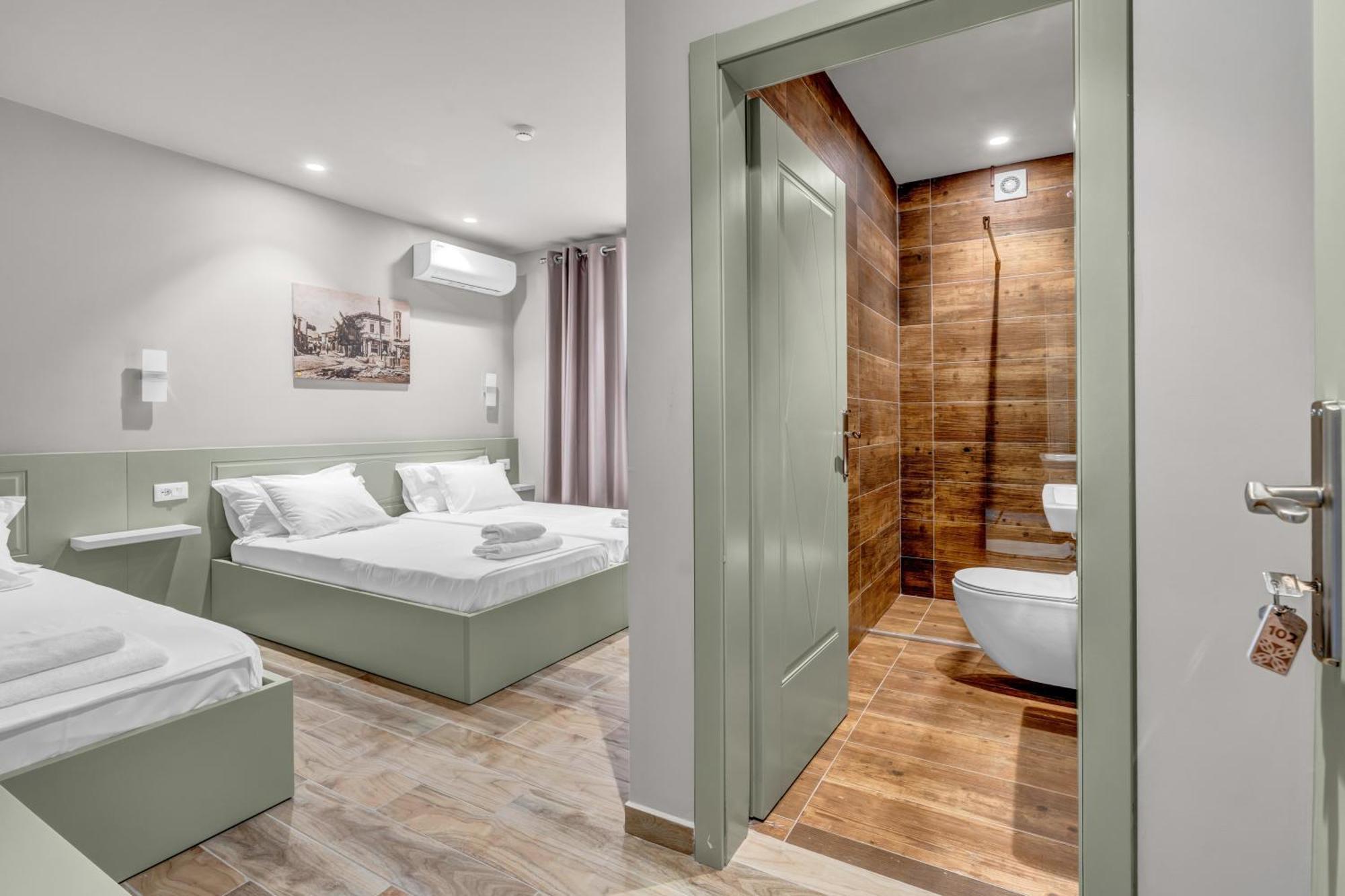Villa Zoi A Stay To Remember I Located Inside The Castle Of Elbasan, On A Historic Roman Road Via Egnatia I Homemade Breakfast Luaran gambar