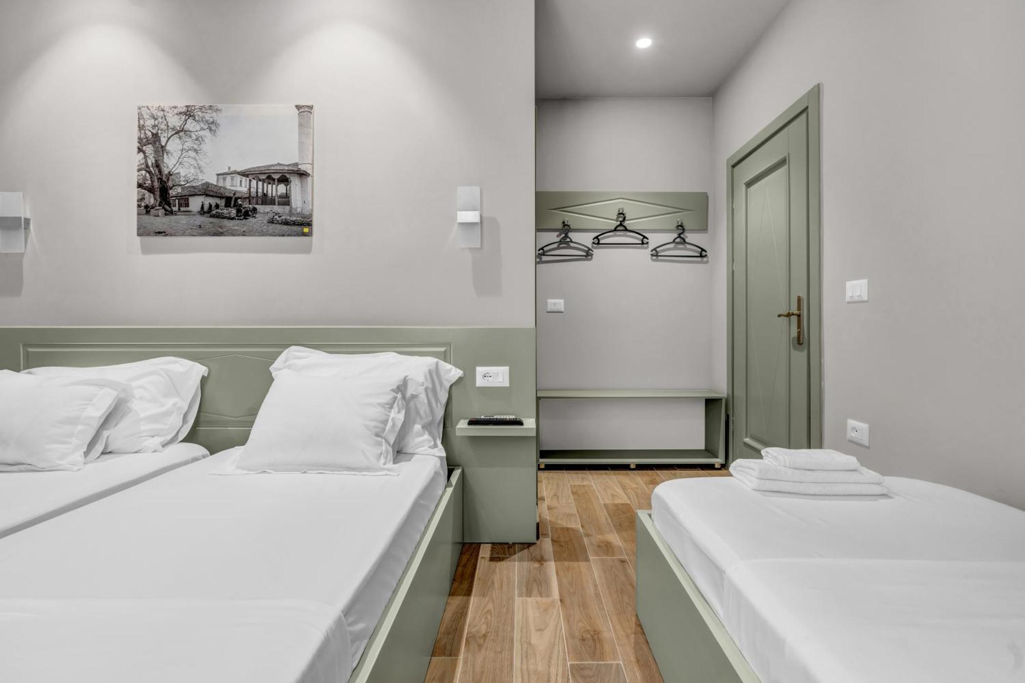Villa Zoi A Stay To Remember I Located Inside The Castle Of Elbasan, On A Historic Roman Road Via Egnatia I Homemade Breakfast Luaran gambar